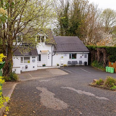 Windermere Studio Rooms - With Free Car Parking Onsite Екстериор снимка