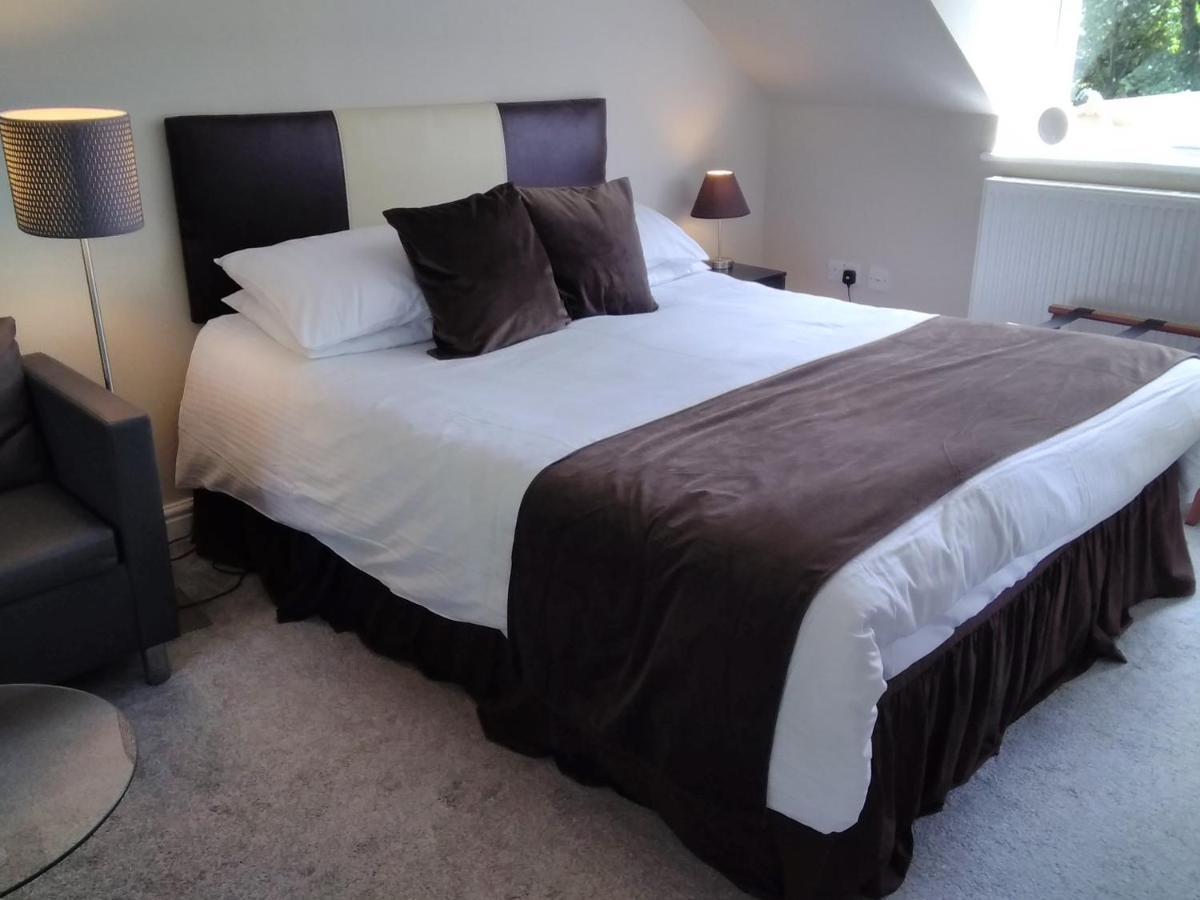 Windermere Studio Rooms - With Free Car Parking Onsite Екстериор снимка